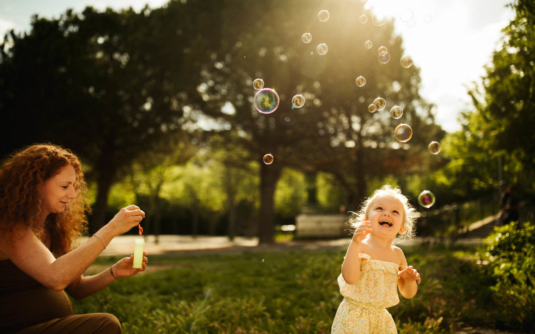 7 astuces pour des photos de famille spontanées